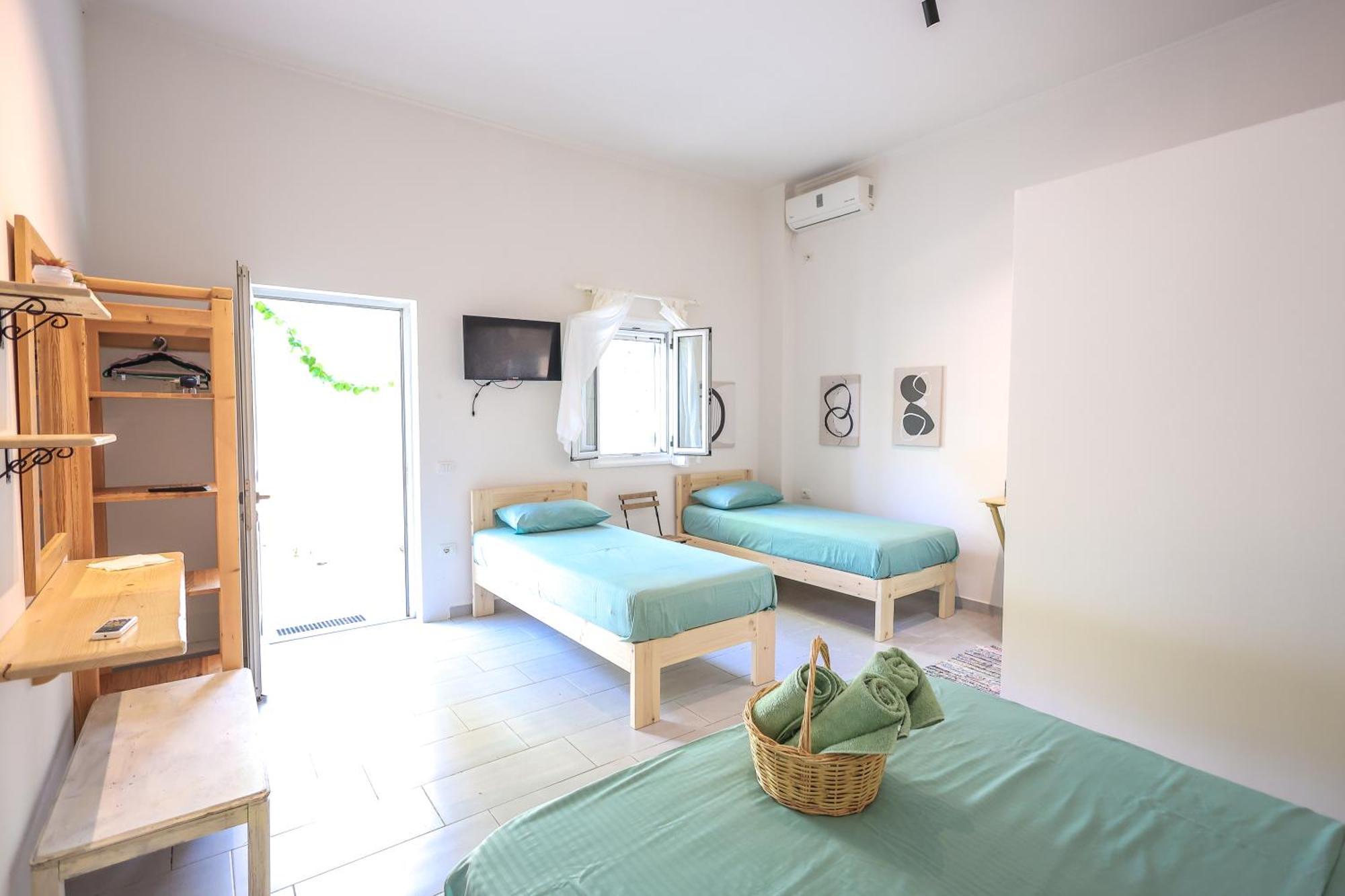 Casablanca Rooms Dhërmi Exteriör bild